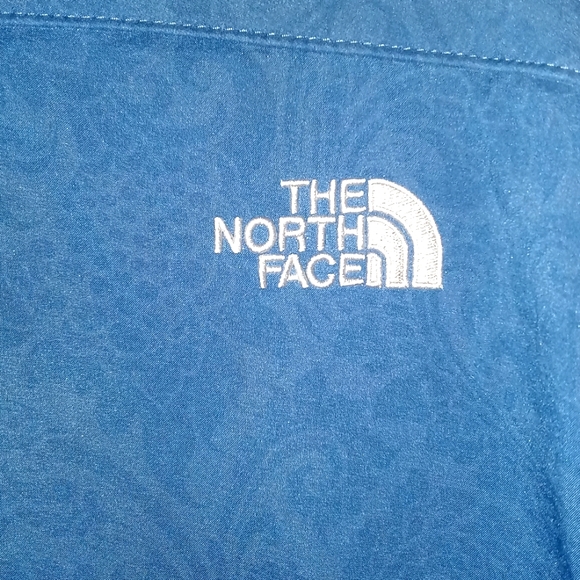 The North Face Apex Winter Coat - Picture 10 of 13